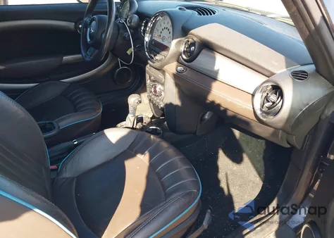 2013 Mini Convertible Cooper z USA, uszkodzony, nr VIN WMWZN3C57DT568846